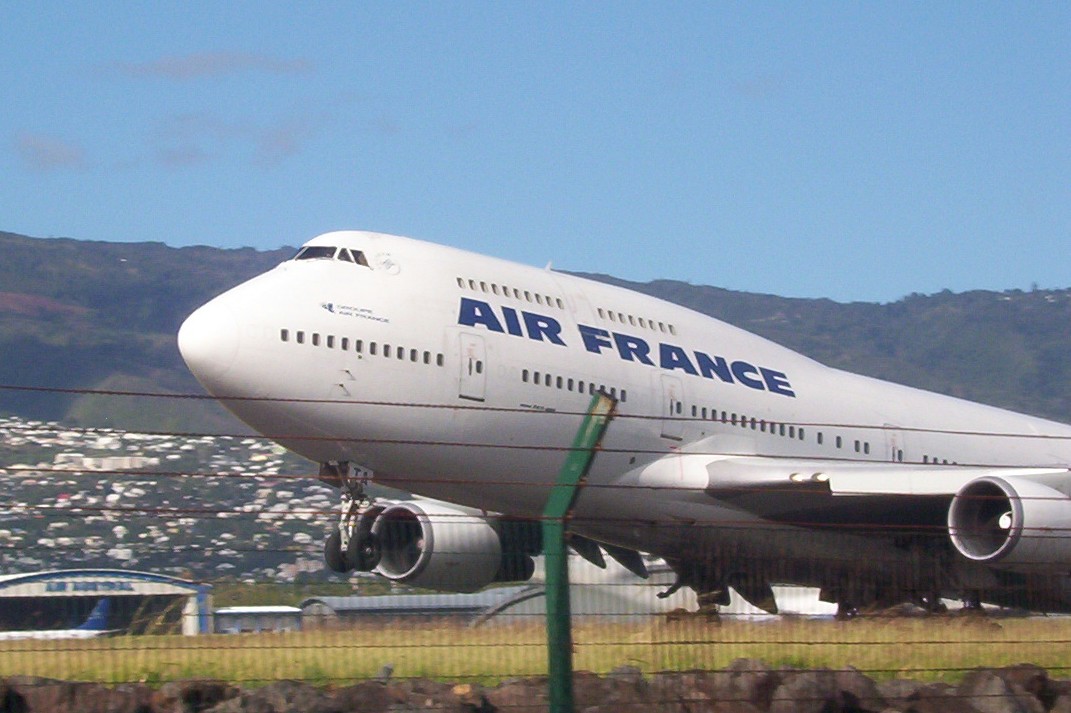 Air France : colère des syndicats après la forte hausse de rémunération des dirigeants