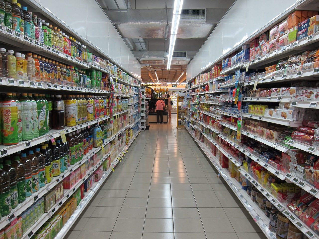 Avec la loi alimentation, les prix ont augmenté de plus de 4% dans les hypermarchés