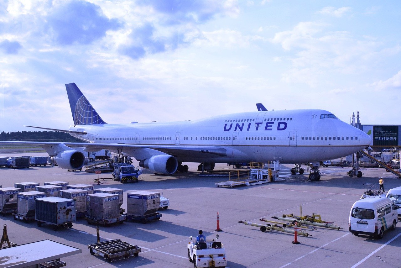 Méga-commande de United Airlines chez Boeing et Airbus