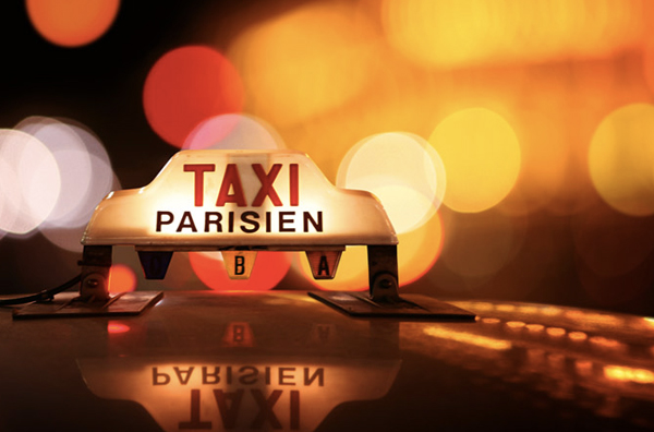 Taxi : les VTC annulent le délai de 15 minutes devant le Conseil d'État