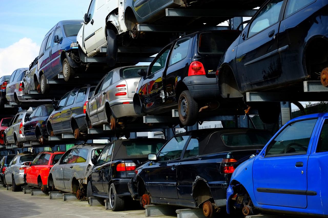 Près de 850.000 voitures parties à la casse en 2021
