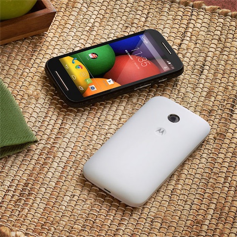 Motorola lance un smartphone complet à prix low cost