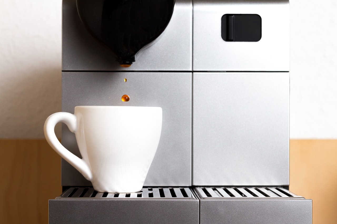 Une machine à café en plastique recyclé - Le Journal de la Maison