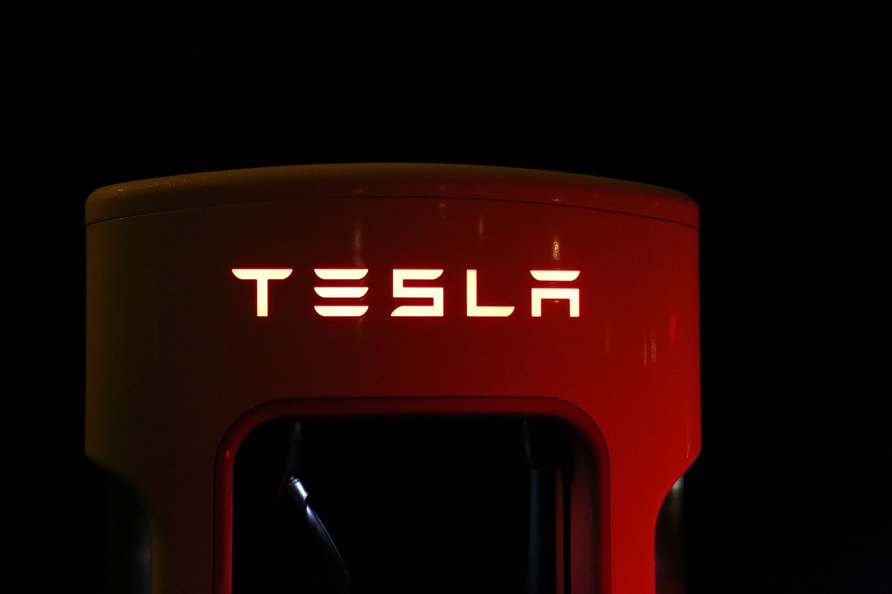 Tesla livre un nombre record de voitures