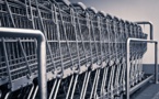 Des étiquettes dans les supermarchés contre la shrinkflation