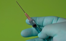 Vaccination obligatoire pour tous : François Bayrou lance le débat