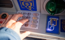 Le nombre de distributeurs automatiques de billets en recul en 2020