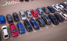 Lourde chute du marché automobile français en mars