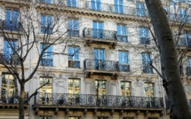 Le prix du mètre carré passe sous les 10.000 euros à Paris