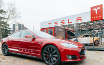 Tesla vend des voitures, sans générer de profits