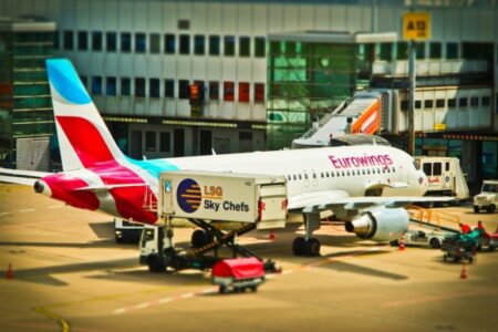 CDG Express : vers une nouvelle taxe sur les billets d’avion