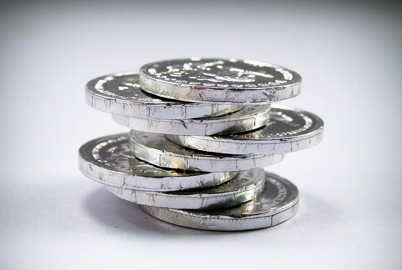 Un revenu de base universel, Manuel Valls y pense