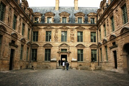 Hôtellerie : éprouvante année 2016