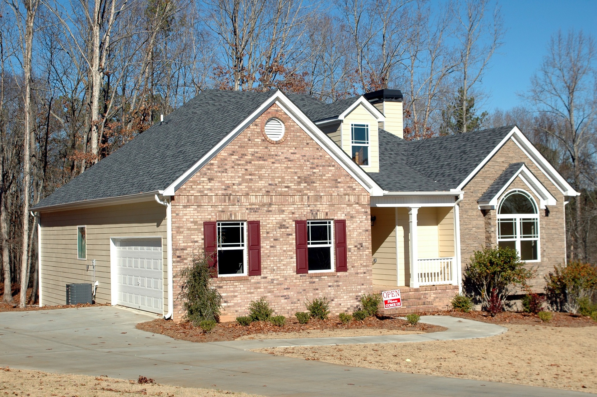 Prêts immobiliers : l’emprunteur moyen gagne 4 360 euros par mois