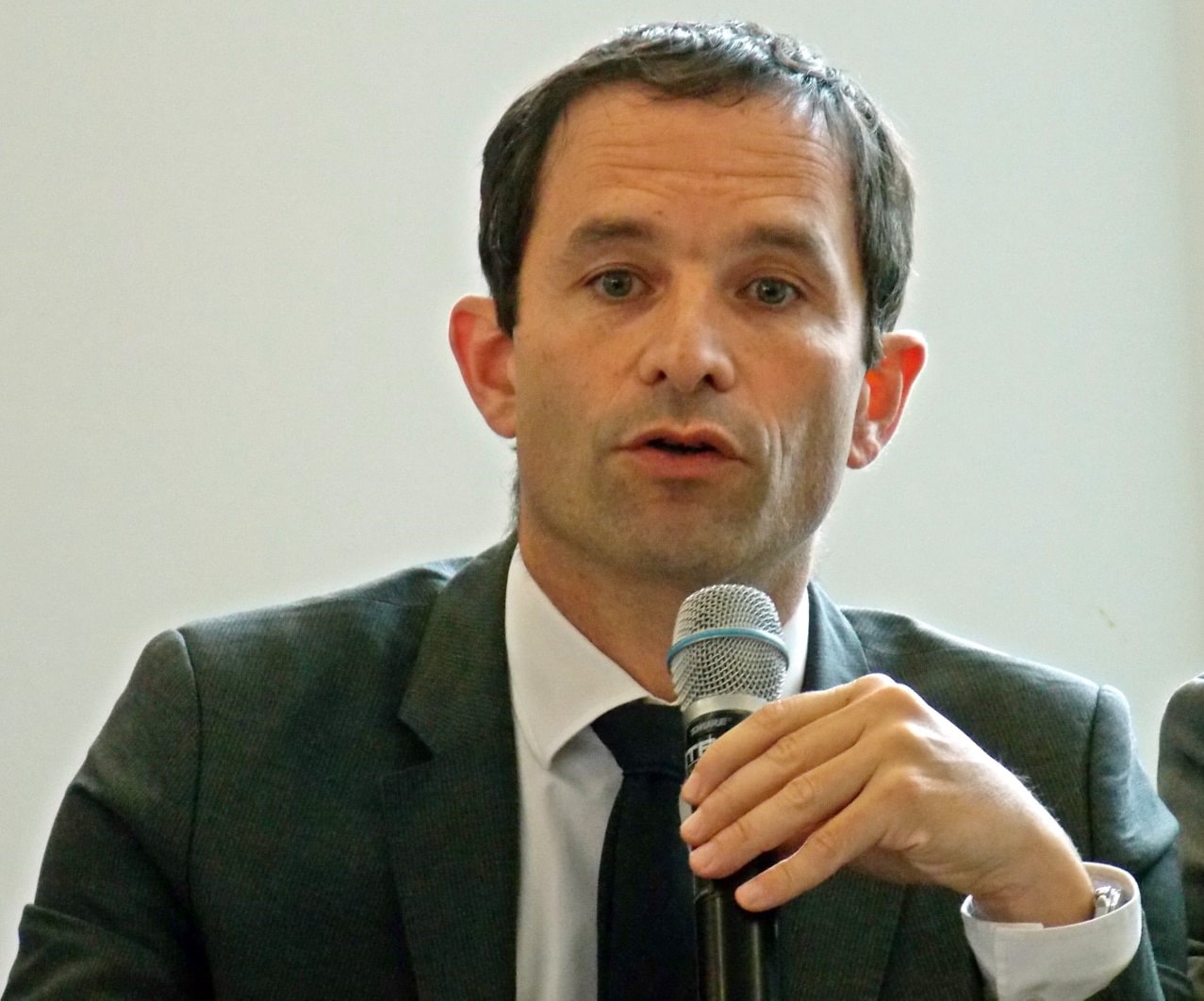 Benoit Hamon, professeur associé à Paris 8 : 1400 euros par mois pour une journée de cours