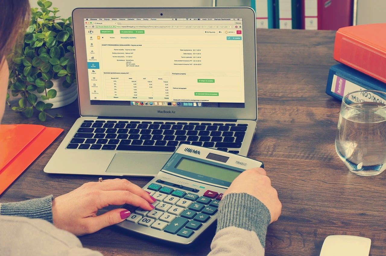 Délais de paiement : onze entreprises montrées du doigt