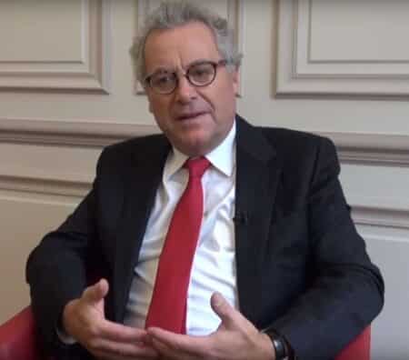 « Face aux enjeux du vieillissement ou du renoncement aux soins, l’optique doit sortir des magasins » par Yves Guénin, secrétaire général d’Optic 2000