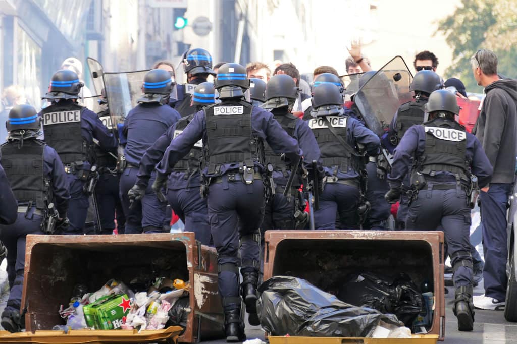 "Ceux qui nous protègent" ont la parole