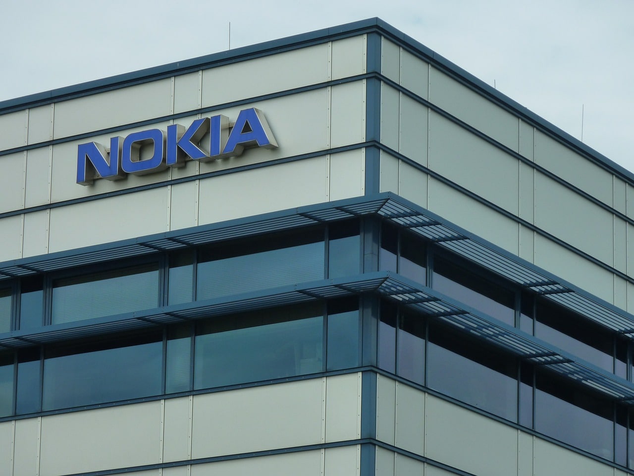 Nokia supprime 460 emplois en France