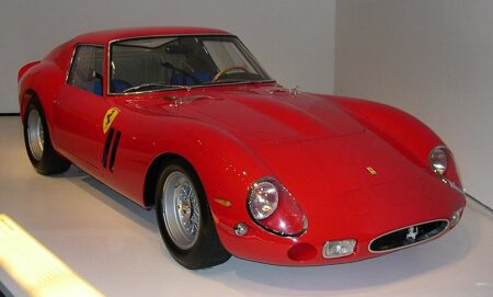 Les répliques de la Ferrari 250 GTO pourront être vendues