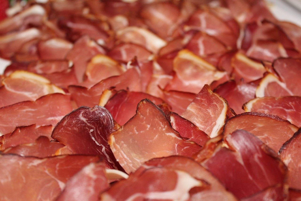 Amende de 93 millions d'euros pour le « cartel du jambon »