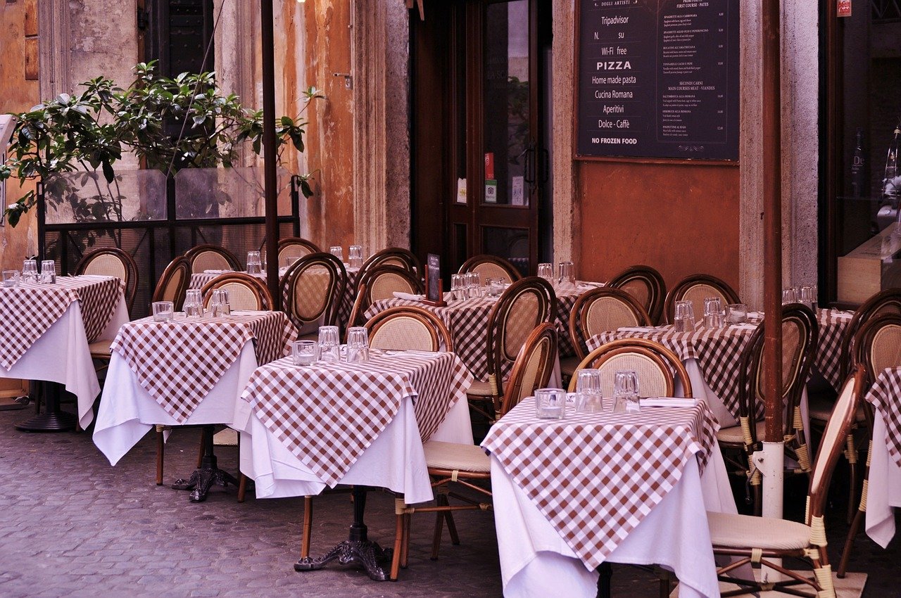 Près d'un tiers des bars et restaurants toujours fermés