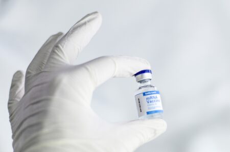 Faire payer les tests PCR, la question se pose
