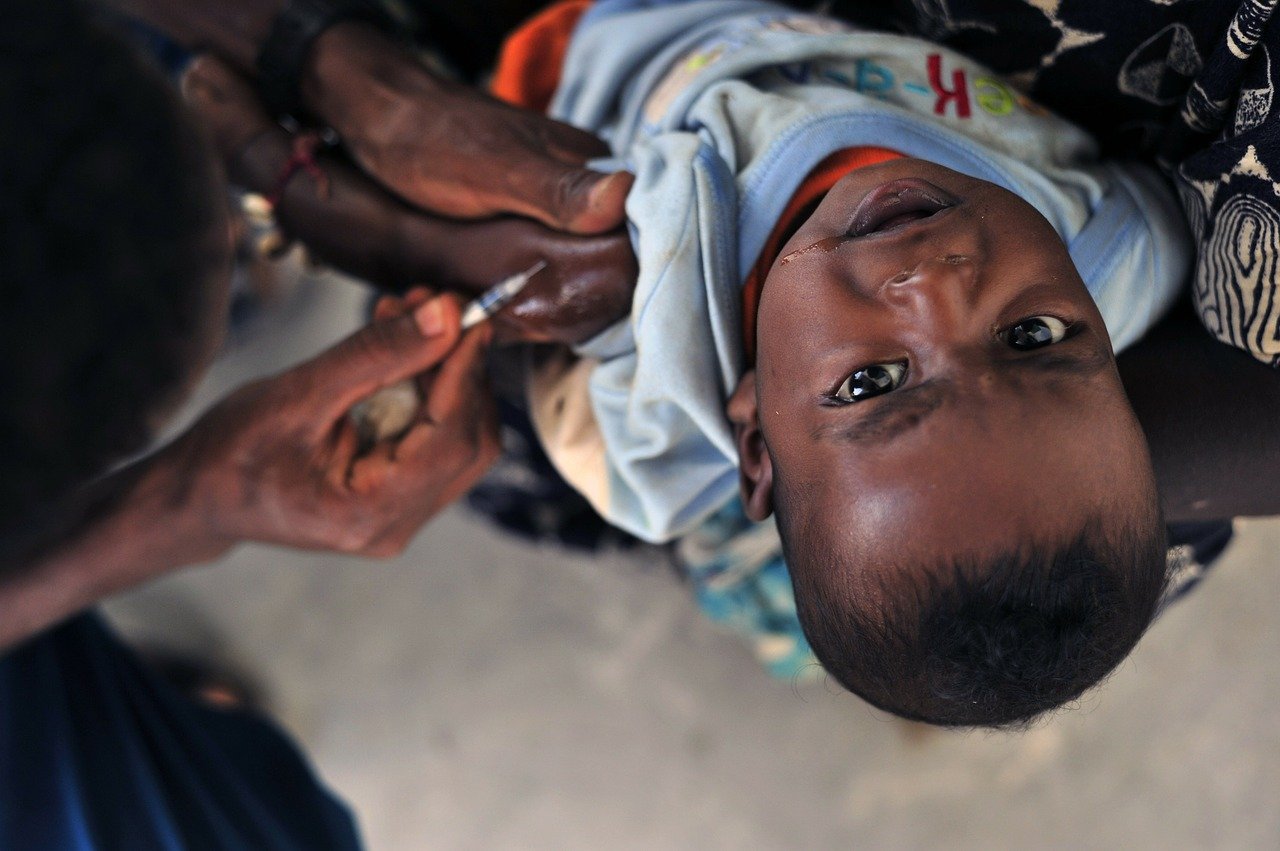 FMI : l'inégalité d'accès aux vaccins compromet la croissance mondiale