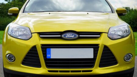 Ford se coupe en deux : le thermique d'un côté, l'électrique de l'autre