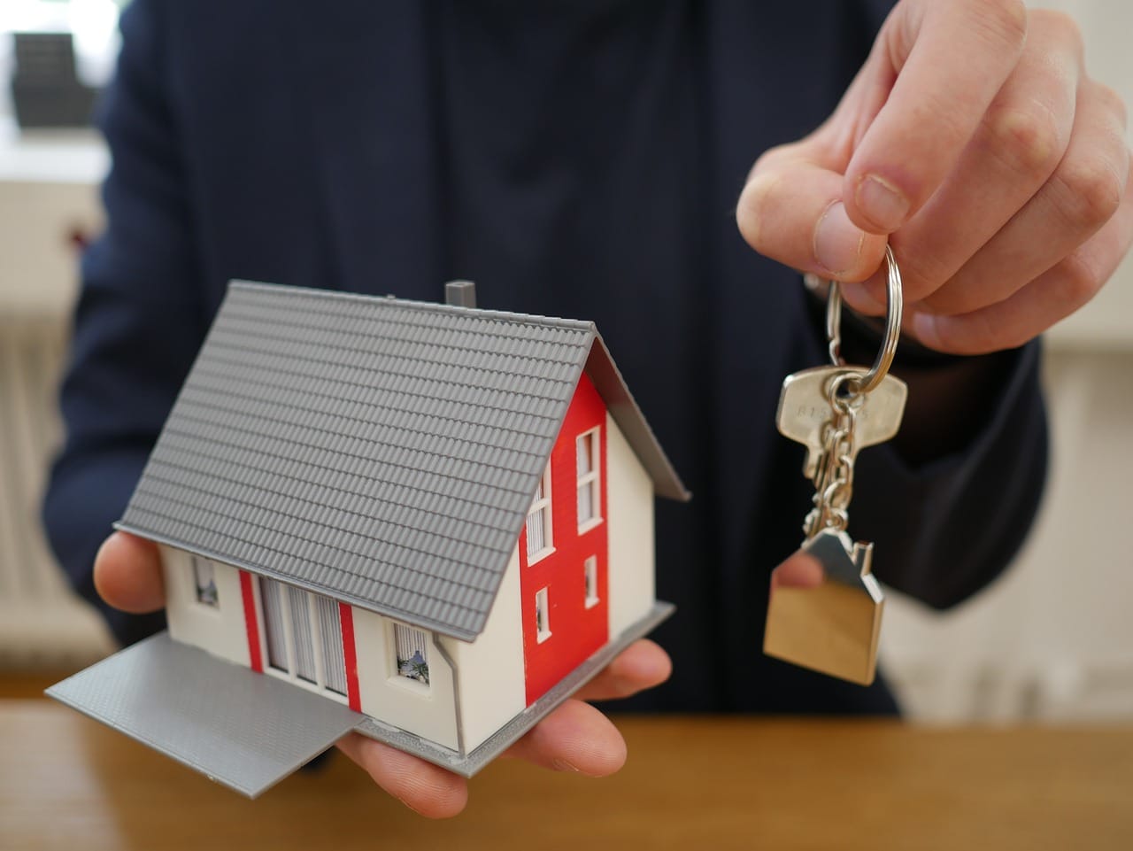 Immobilier : l'offre se réduit, les prix grimpent