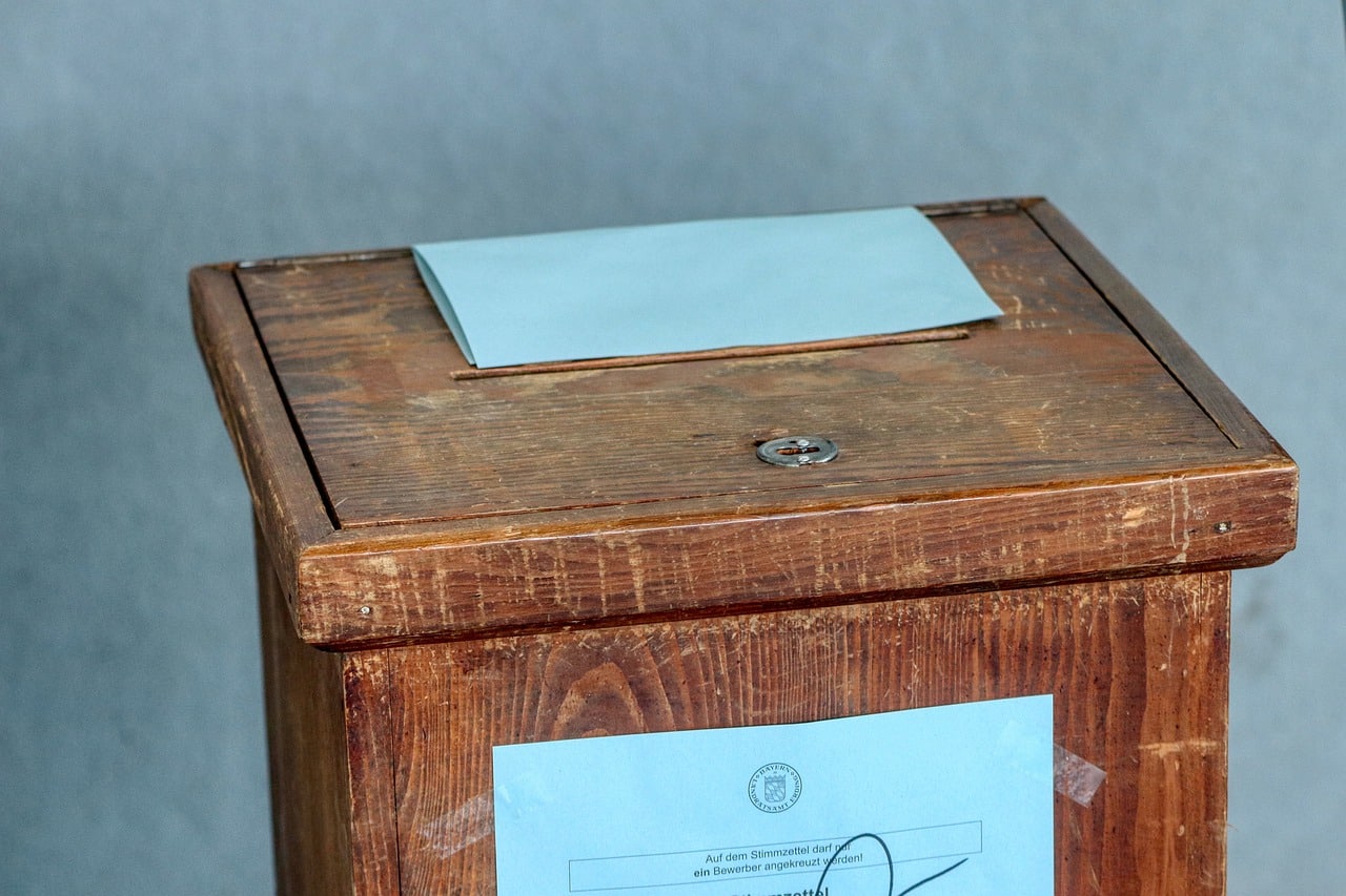 Présidentielle : Macron élu, mais un « troisième tour » pour les législatives ?