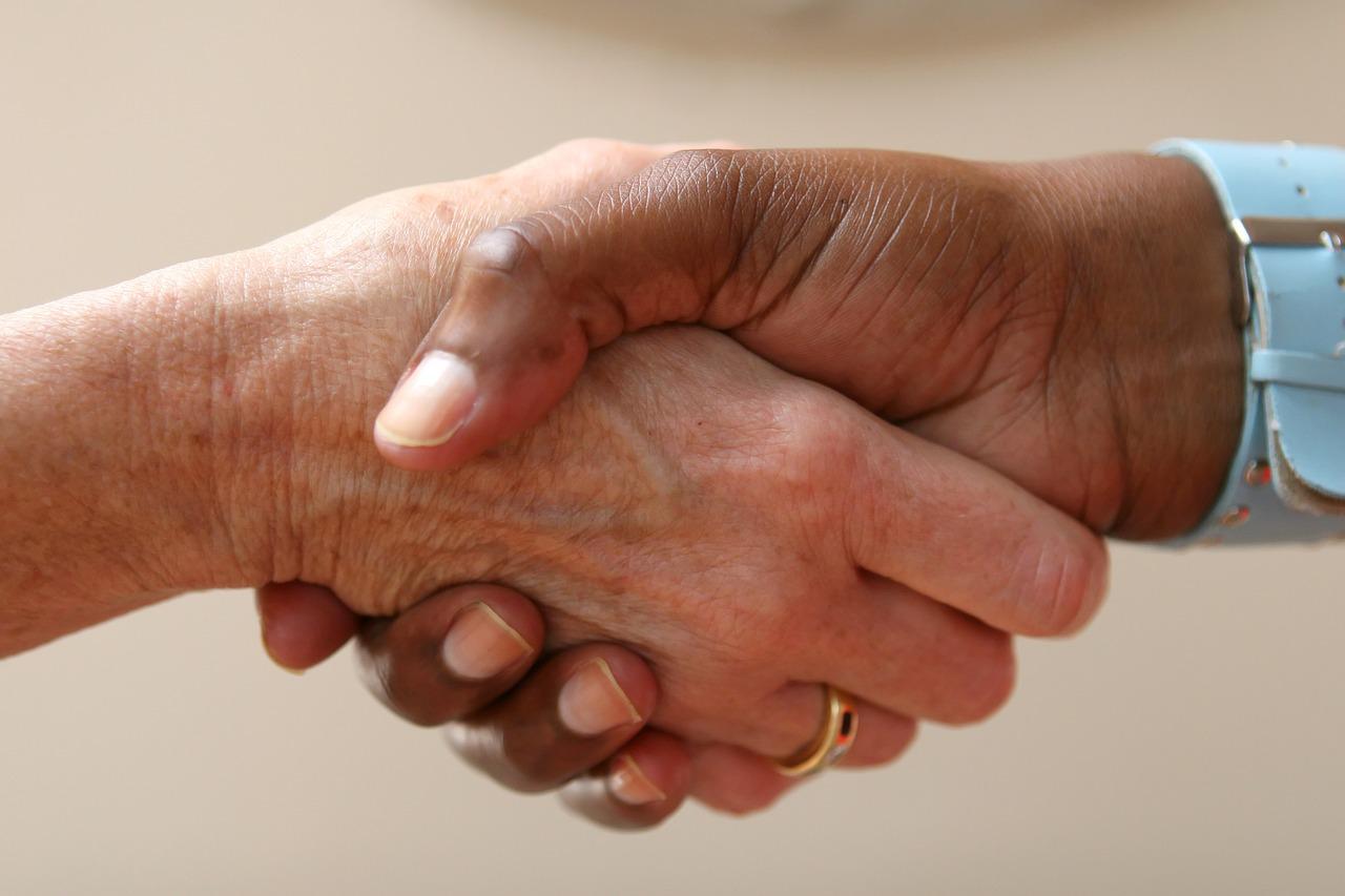 Le plein emploi est à portée de main, selon Elisabeth Borne