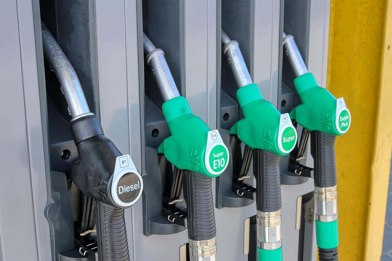 La ristourne sur les carburants a bien plus profité aux riches qu’aux pauvres