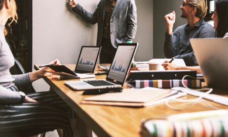 Le taux de chômage continue de baisser au quatrième trimestre 2022