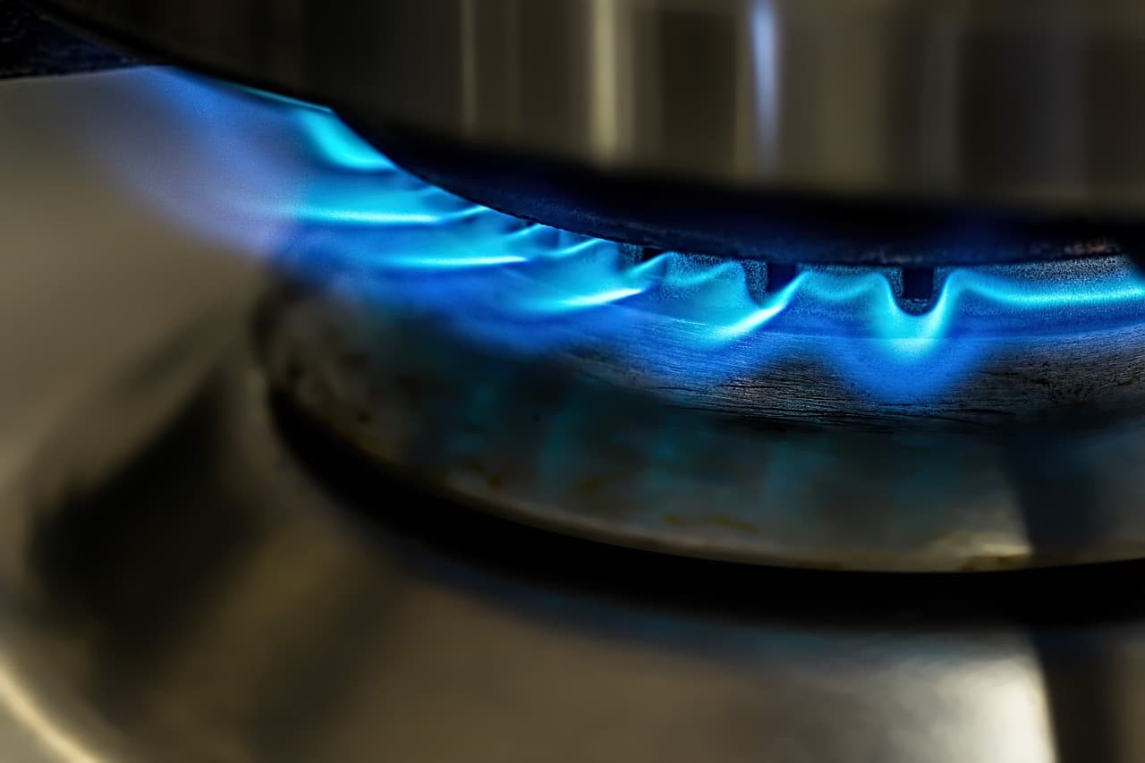 Russie : des exportations de gaz en forte chute, mais le pétrole en hausse