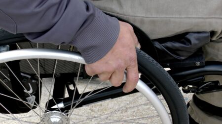 Plus de droits et de protection pour les parents d’enfants handicapés