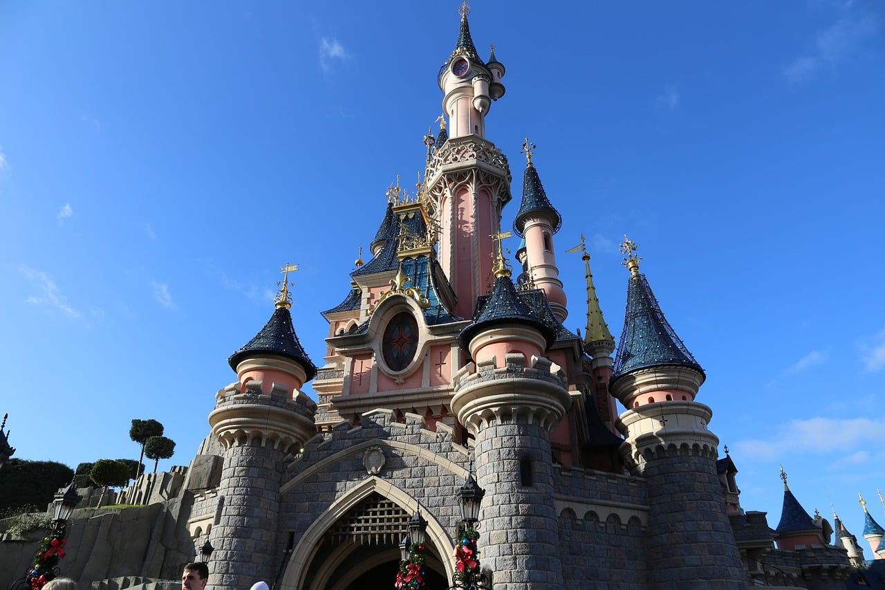 Disney augmente massivement les investissements dans ses parcs à thème