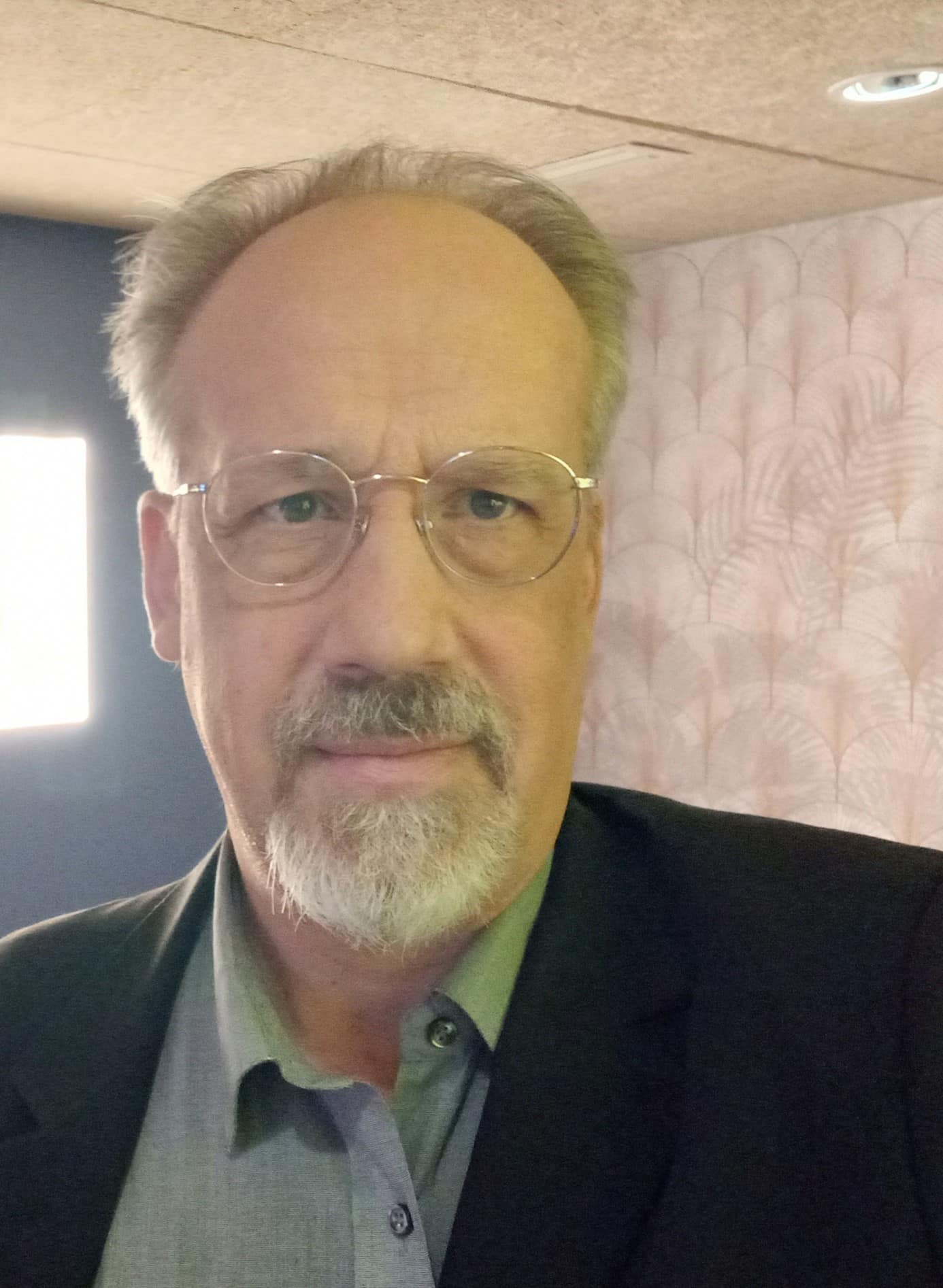 Antoine Arjakovsky : "Pour sortir de la guerre"