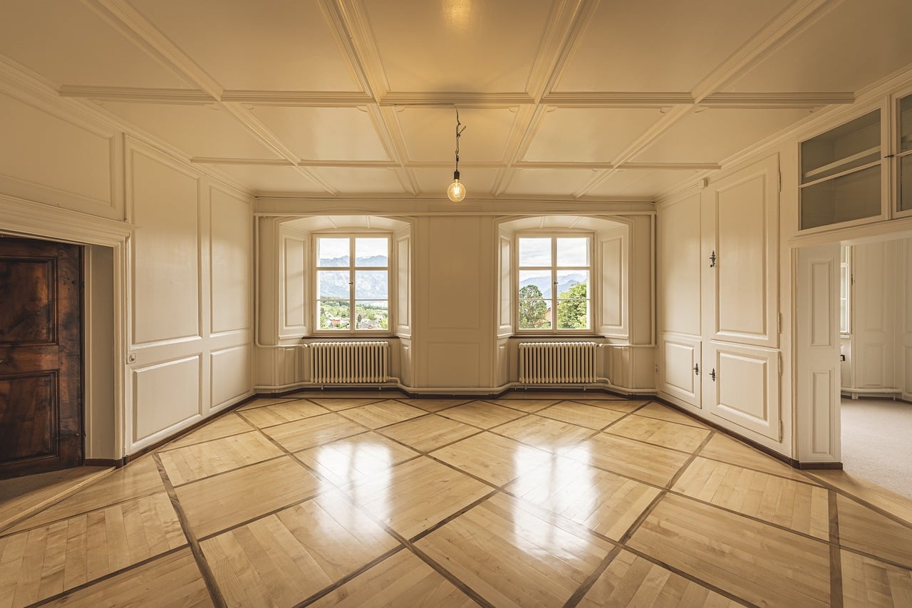 Immobilier ancien : baisse historique des prix