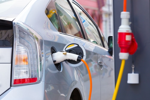 Véhicules électriques : la longue route vers l’interopérabilité