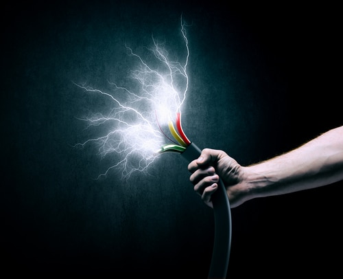La taxe sur l’électricité pourrait frapper aussi le gaz et le carburant