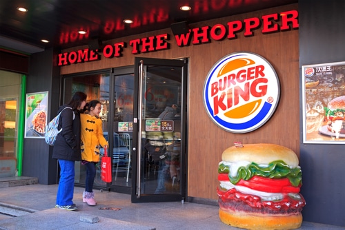 Burger King veut faire la paix avec McDonald's… pour un jour