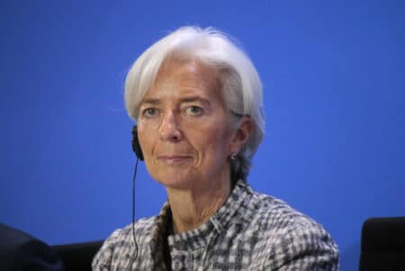 Christine Lagarde prévoit une croissance mondiale plus faible que prévu