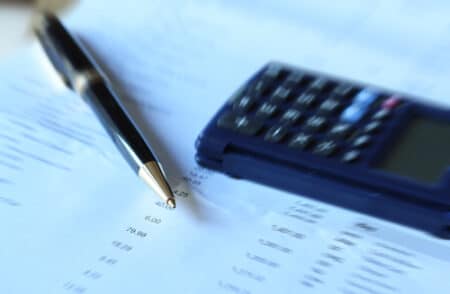 Une hausse des salaires modérée pour 2016