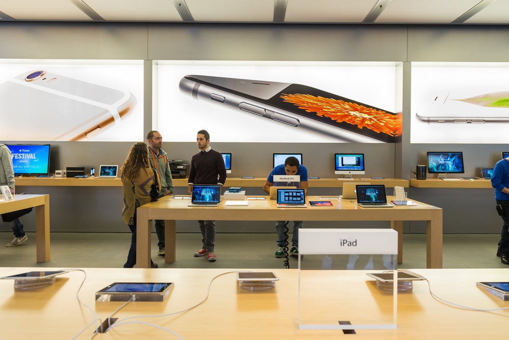 Un Apple Store sur les Champs-Élysées ?