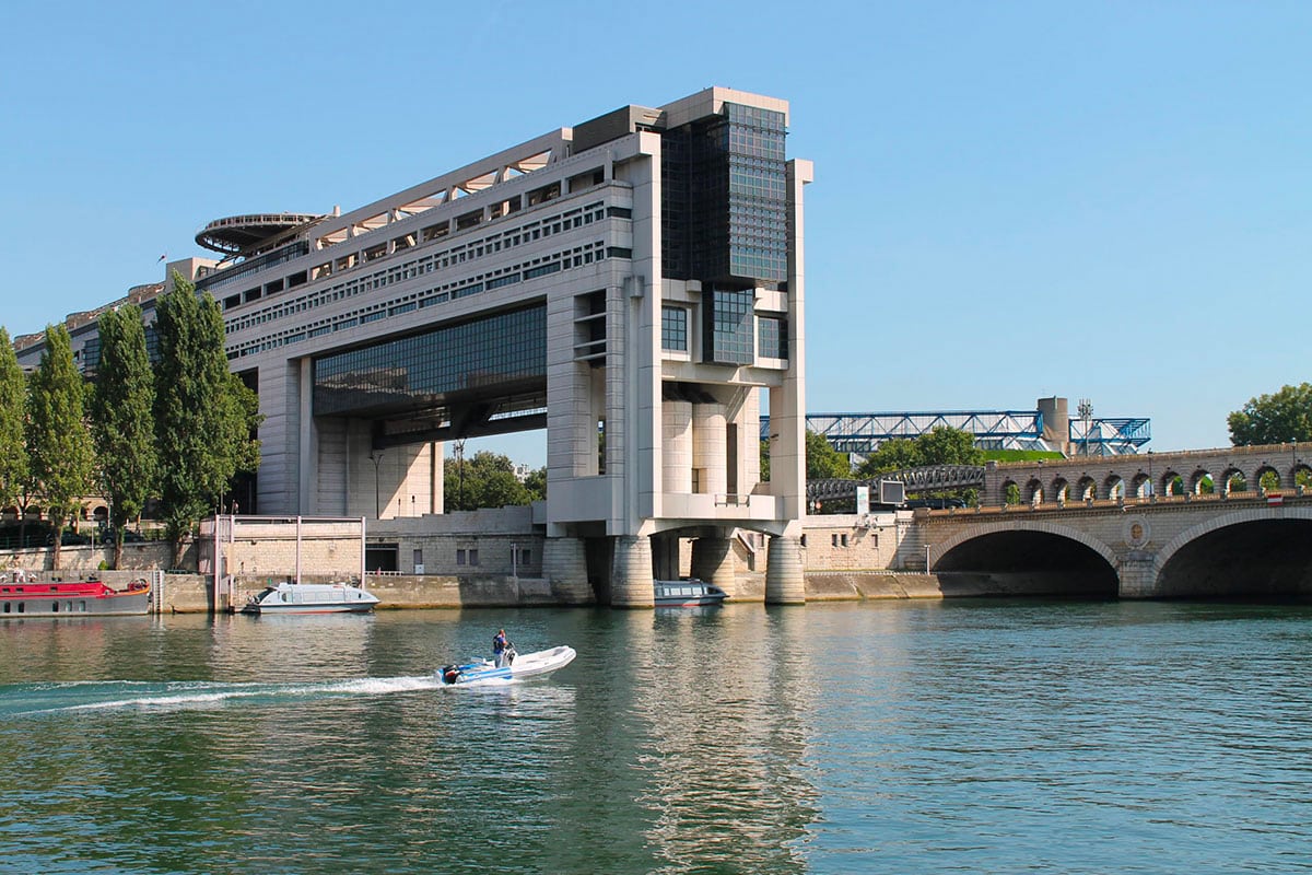 Le barème de l'impôt sur le revenu pour 2025 dévoilé : ce qui change pour vous
