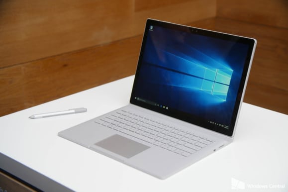 Microsoft à l'assaut d'Apple avec du matériel haut de gamme
