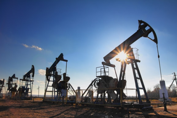 ​Pétrole : le baril à 80 dollars pas attendu avant 2020