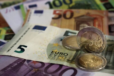 Euro 6547061 1280