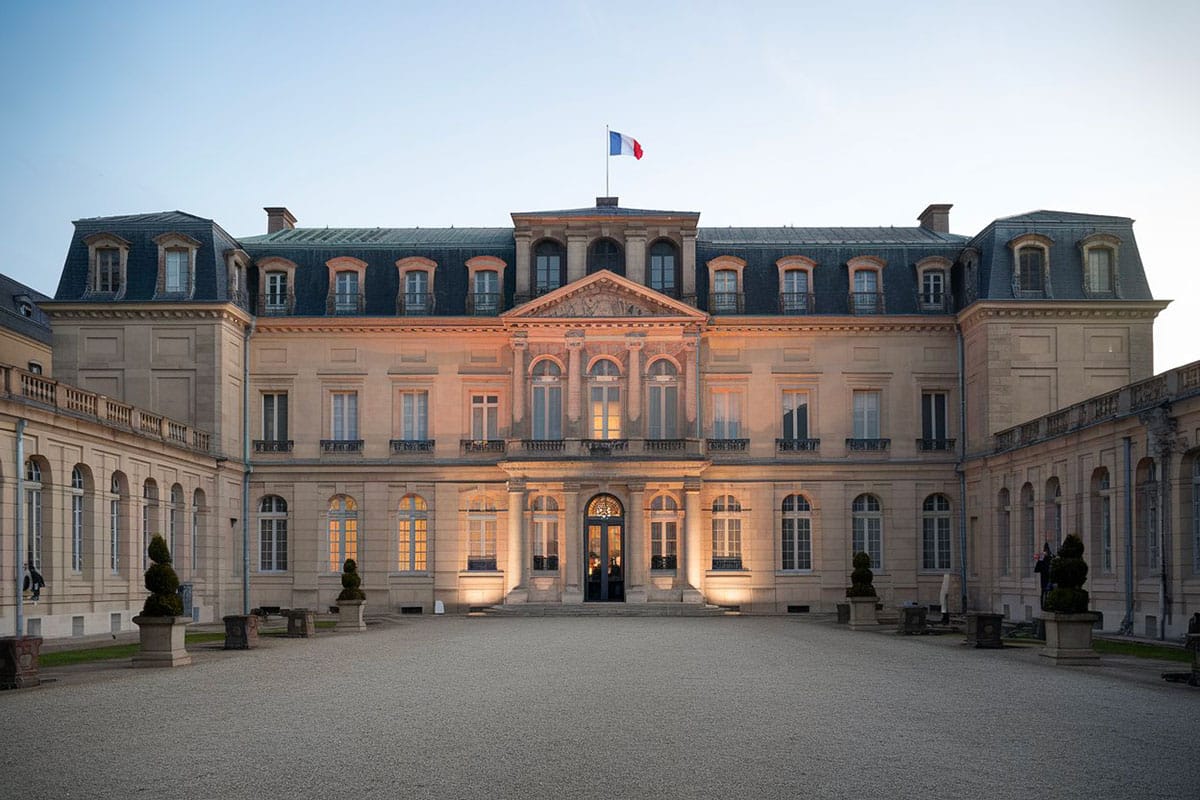 Combien Coutent Vraiment Nos Anciens Premiers Ministres Les Chiffres Qui Choquent